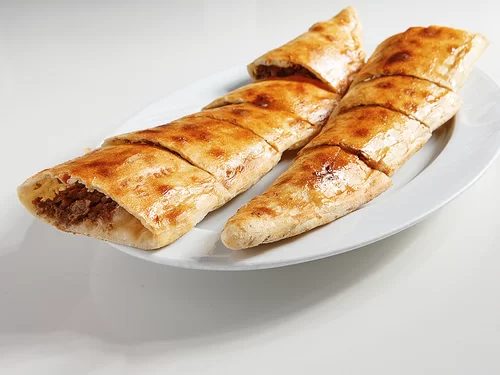 Kavurmalı Pide